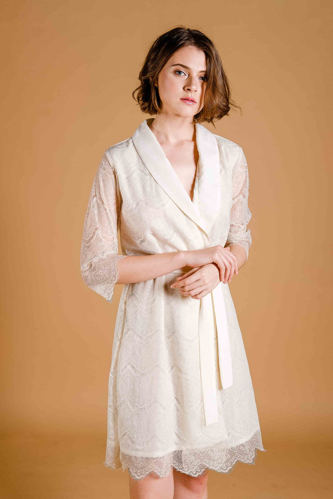 La Tercera KIM silk and lace robe in cream front view